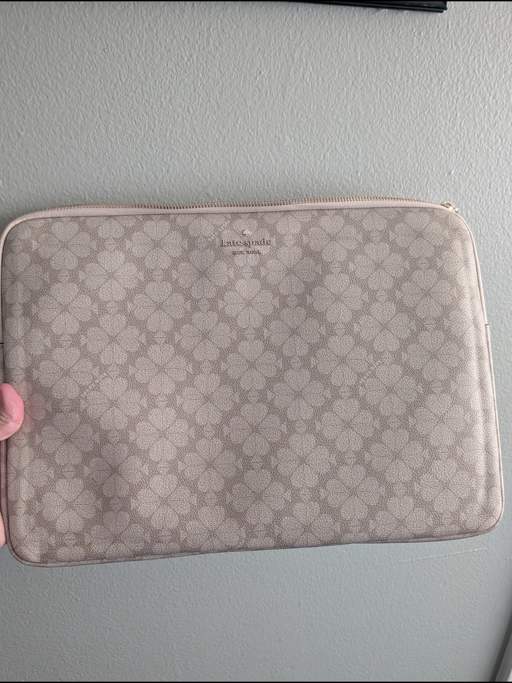 kate spade Pale Pink Floral-Pattern Laptop Sleeve with Gold Logo